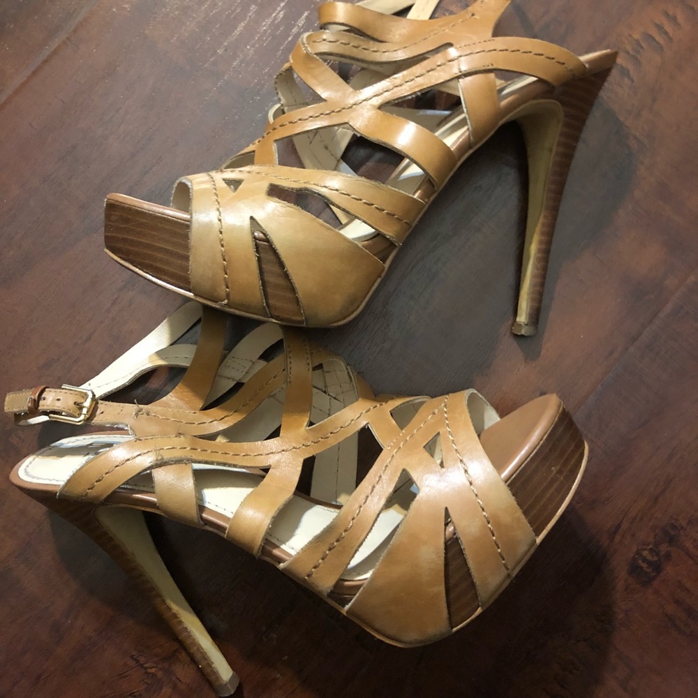 Guess heels 10